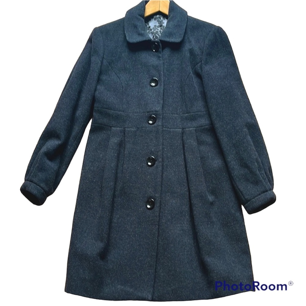 Wool coat, dark grey. Size S. Knees length. Very good condition.